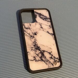 Wildflowers Black and White Marble Phone Case